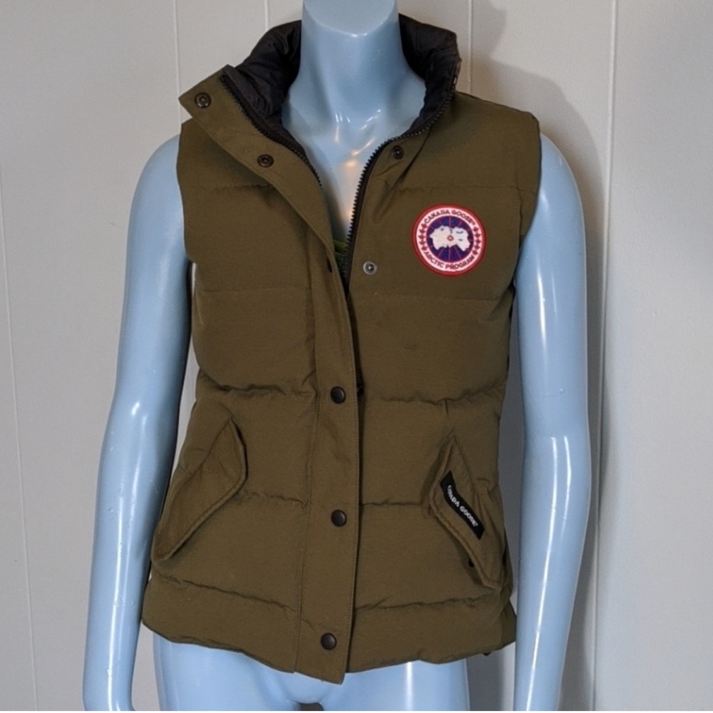 Canada Goose Freestyle Down Army Green Vest